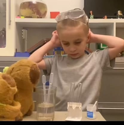 Наши юные исследователи! Наши юные исследователи!.